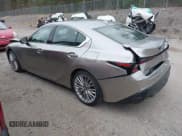 ✅ 2022 Lexus IS 300 • VIN: JTHD81F21N5049290 • Lot: 43685328. Wystawiony na IAAI z przebiegiem 44 049 mil. Bezpłatny archiwum sprzedaży aukcyjnych z USA i szczegółowy raport historii pojazdu na DreamBid. Zdjęcie 3.