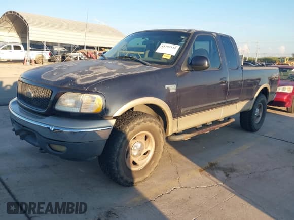 ✅ 2000 Ford F-150 XL • VIN: 1FTRX18L7YKB40392 • Lot: 43792152. Listed on IAAI with Not provided. Free auction sales archive from the USA and detailed vehicle history report at DreamBid. Image 2.