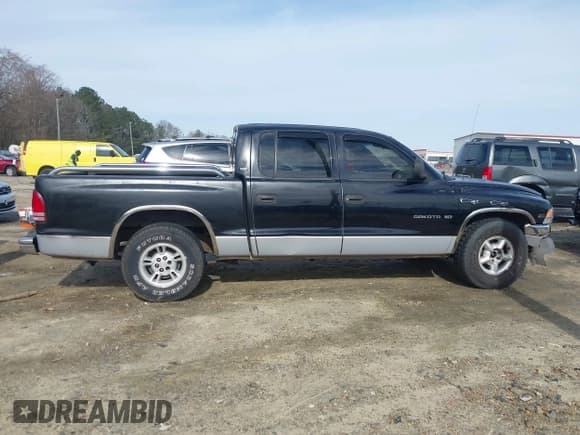 ✅ 2000 Dodge Dakota Sport • VIN: 1B7GL2AX8YS790208 • Lot: 41613640. Wystawiony na IAAI z przebiegiem 365 198 mil. Bezpłatny archiwum sprzedaży aukcyjnych z USA i szczegółowy raport historii pojazdu na DreamBid. Zdjęcie 13.