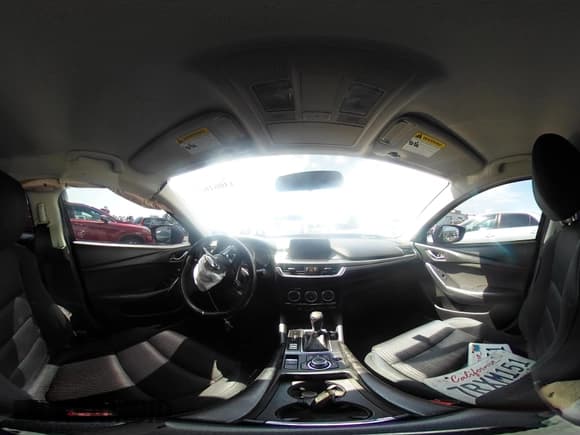 ✅ 2016 Mazda 6 i Sport • VIN: JM1GJ1U5XG1411286 • Lot: 43061615. Wystawiony na IAAI z przebiegiem 116 723 mil. Bezpłatny archiwum sprzedaży aukcyjnych z USA i szczegółowy raport historii pojazdu na DreamBid. Zdjęcie 18.