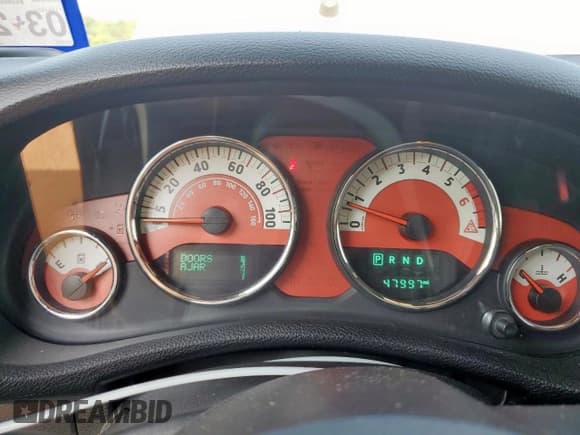 ✅ 2018 Jeep Wrangler Unlimited Sport S • VIN: 1C4BJWDG9JL810050 • Лот: 65975165. Опубликован ранее на Copart с пробегом 47 997 миль. Бесплатный доступ к архиву аукционных продаж из США и подробный отчёт об истории автомобиля на DreamBid. Изображение 9.