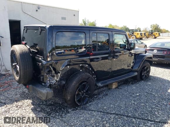 ✅ 2020 Jeep Wrangler Unlimited Sahara • VIN: 1C4HJXEN4LW209417 • Lot: 80317205. Listed on Copart with 87,494 mi. Free auction sales archive from the USA and detailed vehicle history report at DreamBid. Image 3.