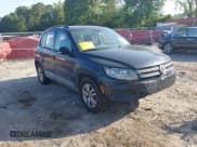 ✅ 2017 Volkswagen Tiguan S • VIN: WVGBV7AX1HK000177 • Lot: 42181456. Listed on IAAI with 179,396 mi. Free auction sales archive from the USA and detailed vehicle history report at DreamBid. Image 1.