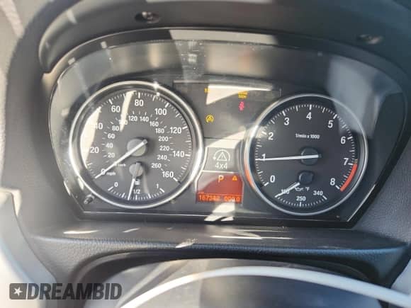 2009 BMW 3 Series 335i xDrive with VIN WBAWC73539E067786, listed as a Copart auction lot 89816635 with 167,342 mi miles and Clean title. Bid and sale history available at DreamBid. Image 9.