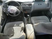 ✅ 1998 Honda Accord DX • VIN: 1HGCF8546WA058804 • Lot: 78088934. Wystawiony na Copart z przebiegiem Nie podano. Bezpłatny archiwum sprzedaży aukcyjnych z USA i szczegółowy raport historii pojazdu na DreamBid. Zdjęcie 8.