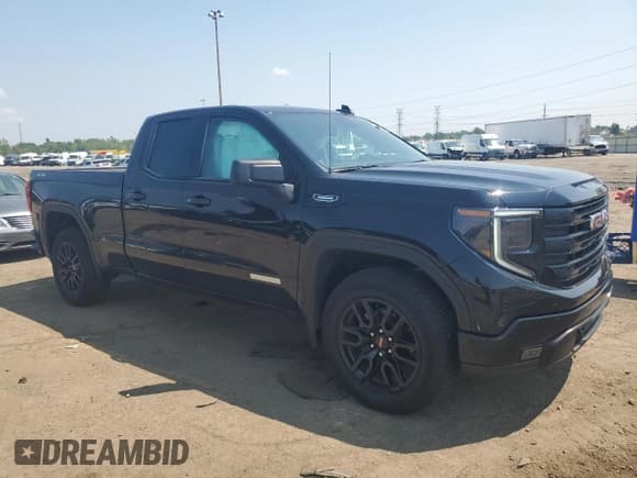 ✅ 2025 GMC Sierra 1500 Elevation • VIN: 1GTRUJEK2SZ260586 • Лот: 68727005. Опубликован ранее на Copart с пробегом 6 736 миль. Бесплатный доступ к архиву аукционных продаж из США и подробный отчёт об истории автомобиля на DreamBid. Изображение 4.