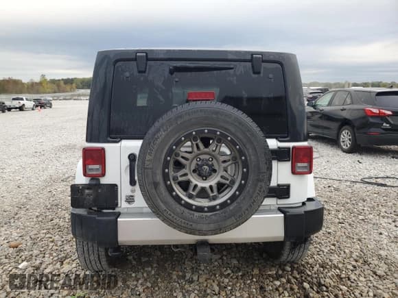 ✅ 2018 Jeep Wrangler Sahara • VIN: 1C4AJWBG9JL909546 • Лот: 86167855. Опубликован ранее на Copart с пробегом 65 350 миль. Бесплатный доступ к архиву аукционных продаж из США и подробный отчёт об истории автомобиля на DreamBid. Изображение 6.