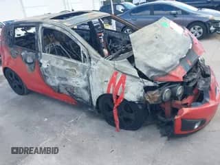 ✅ 2013 Chevrolet Sonic LTZ • VIN: 1G1JE6SB3D4200045 • Lot: 42070711. Wystawiony na IAAI z przebiegiem Nie podano mil. Skorzystaj z bezpłatnego archiwum sprzedaży aukcyjnych z USA i zobacz szczegółowy raport historii pojazdu na DreamBid. Zdjęcie 1.