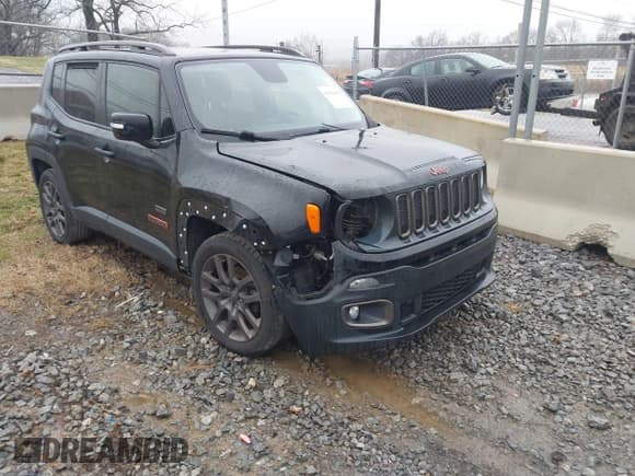 ✅ 2016 Jeep Renegade Latitude • VIN: ZACCJABT8GPC70198 • Lot: 41536492. Listed on IAAI with 205,539 mi. Free auction sales archive from the USA and detailed vehicle history report at DreamBid. Image 1.