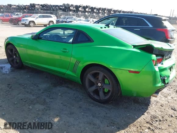 ✅ 2011 Chevrolet Camaro 1LT • VIN: 2G1FB1EDXB9161866 • Lot: 43741313. Wystawiony na IAAI z przebiegiem Nie podano. Bezpłatny archiwum sprzedaży aukcyjnych z USA i szczegółowy raport historii pojazdu na DreamBid. Zdjęcie 3.