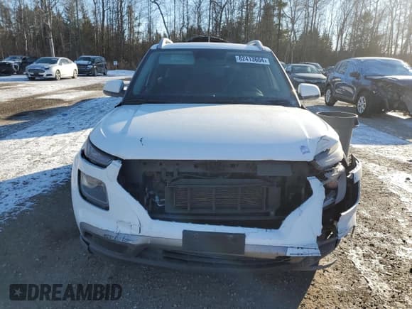 ✅ 2024 Hyundai Venue SEL • VIN: KMHRC8A39RU290214 • Lot: 82413604. Listed on Copart with 52,988 mi. Free auction sales archive from the USA and detailed vehicle history report at DreamBid. Image 5.