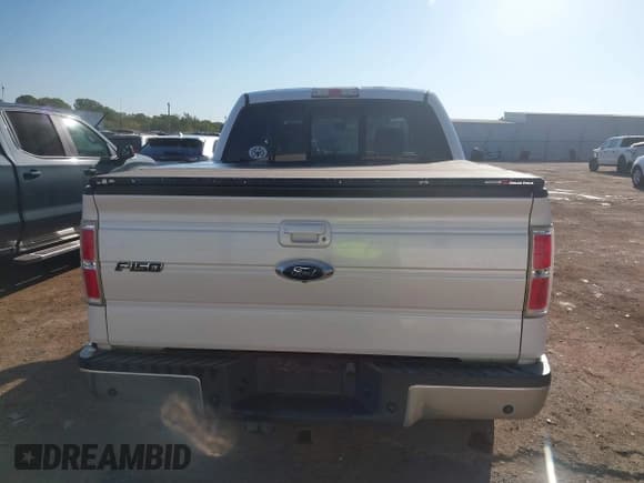 ✅ 2011 Ford F-150 Lariat • VIN: 1FTFW1ET3BFB42733 • Lot: 43406396. Listed on IAAI with 152,654 mi. Free auction sales archive from the USA and detailed vehicle history report at DreamBid. Image 17.