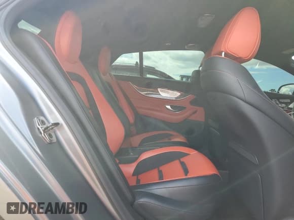 ✅ 2020 Mercedes-Benz AMG GT 63 S • VIN: W1K7X8KB0LA030840 • Lot: 49141694. Wystawiony na Copart z przebiegiem 35 067 mil. Bezpłatny archiwum sprzedaży aukcyjnych z USA i szczegółowy raport historii pojazdu na DreamBid. Zdjęcie 10.