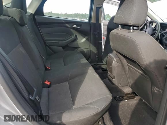 ✅ 2017 Ford Focus SE • VIN: 1FADP3F21HL221372 • Lot: 94768195. Listed on Copart with 91,286 mi. Free auction sales archive from the USA and detailed vehicle history report at DreamBid. Image 10.