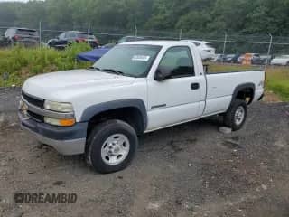 2002 Chevrolet Silverado 2500HD LS с VIN 1GCHK24U02E109568, выставлен на аукционе Copart как лот 62920455 с пробегом Не указан миль и Чистый • Clean title. История ставок и продаж доступна на DreamBid. Изображение 1.