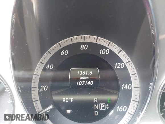 ✅ 2013 Mercedes-Benz E 350 Luxury • VIN: WDDHF5KB3DA664800 • Lot: 42154013. Wystawiony na IAAI z przebiegiem 107 140 mil. Bezpłatny archiwum sprzedaży aukcyjnych z USA i szczegółowy raport historii pojazdu na DreamBid. Zdjęcie 15.