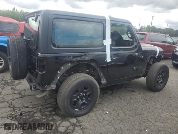 ✅ 2022 Jeep Wrangler Sport S • VIN: 1C4GJXAN6NW240303 • Лот: 71310864. Опубликован ранее на Copart с пробегом 13 458 миль. Бесплатный доступ к архиву аукционных продаж из США и подробный отчёт об истории автомобиля на DreamBid. Изображение 3.