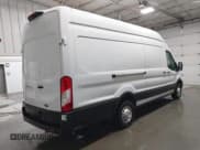 ✅ 2022 Ford Transit Cargo • VIN: 1FTBR3U80NKA65006 • Lot: 43872189. Wystawiony na IAAI z przebiegiem 42 872 mil. Bezpłatny archiwum sprzedaży aukcyjnych z USA i szczegółowy raport historii pojazdu na DreamBid. Zdjęcie 4.