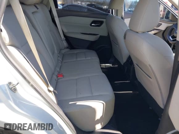 ✅ 2022 Nissan Rogue SL • VIN: JN8BT3CA8NW041572 • Lot: 41607388. Listed on IAAI with 58,886 mi. Free auction sales archive from the USA and detailed vehicle history report at DreamBid. Image 8.