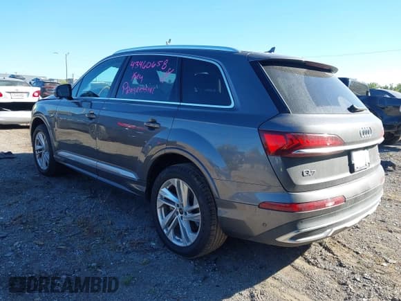 ✅ 2023 Audi Q7 Premium • VIN: WA1AXBF75PD016062 • Лот: 43460658. Опубликован ранее на IAAI с пробегом 57 753 миль. Бесплатный доступ к архиву аукционных продаж из США и подробный отчёт об истории автомобиля на DreamBid. Изображение 3.