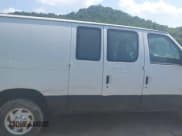 ✅ 2012 Ford Econoline Cargo Commercial • VIN: 1FTNS2EL0CDB20067 • Lot: 42858350. Wystawiony na IAAI z przebiegiem 127 126 mil. Bezpłatny archiwum sprzedaży aukcyjnych z USA i szczegółowy raport historii pojazdu na DreamBid. Zdjęcie 13.