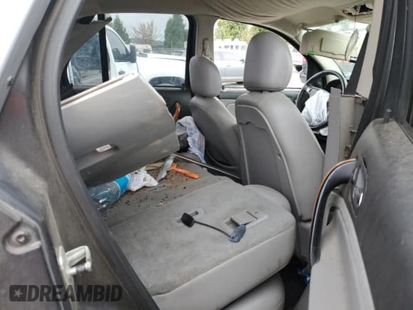 ✅ 2006 Saturn VUE • VIN: 5GZCZ53496S858951 • Lot: 72072054. Wystawiony na Copart z przebiegiem Nie podano. Bezpłatny archiwum sprzedaży aukcyjnych z USA i szczegółowy raport historii pojazdu na DreamBid. Zdjęcie 12.