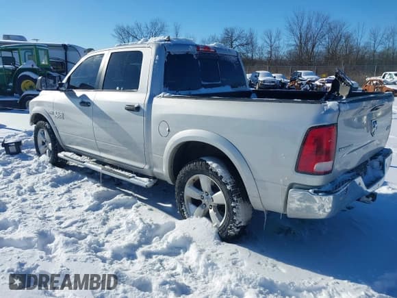 ✅ 2015 Ram 1500 Big Horn • VIN: 1C6RR7LT2FS620252 • Lot: 41149484. Listed on IAAI with 137,784 mi. Free auction sales archive from the USA and detailed vehicle history report at DreamBid. Image 3.