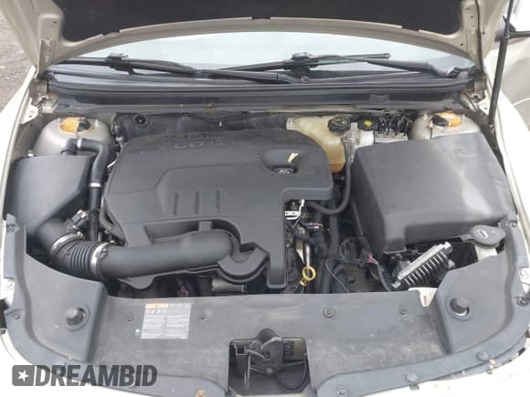 ✅ 2012 Chevrolet Malibu 1LT • VIN: 1G1ZC5E08CF200252 • Lot: 43232998. Wystawiony na IAAI z przebiegiem 176 559 mil. Bezpłatny archiwum sprzedaży aukcyjnych z USA i szczegółowy raport historii pojazdu na DreamBid. Zdjęcie 10.