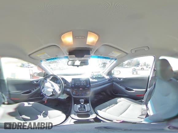 ✅ 2020 Hyundai Ioniq SE • VIN: KMHC75LC3LU240275 • Lot: 71773264. Wystawiony na Copart z przebiegiem 66 884 mil. Bezpłatny archiwum sprzedaży aukcyjnych z USA i szczegółowy raport historii pojazdu na DreamBid. Zdjęcie 13.