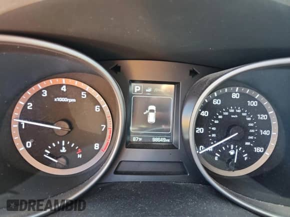 2017 Hyundai Santa Fe SE z VIN KM8SM4HF3HU235974, wystawiony jako Copart lot #82238885 z przebiegiem 98 649 mil mil oraz Szkoda całkowita • Salvage title. Historia ofert i sprzedaży dostępna na DreamBid. Obrazek 9.