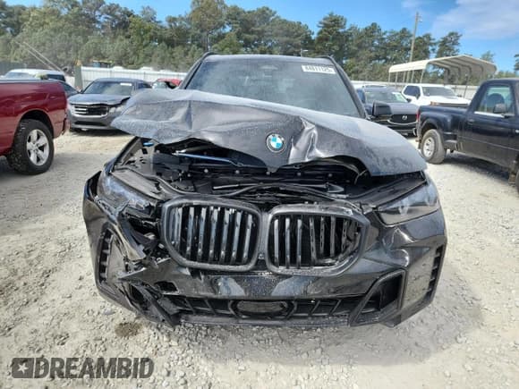 ✅ 2025 BMW X5 xDrive40i • VIN: 5UX23EU01S9X98707 • Lot: 84811125. Listed on Copart with Not provided. Free auction sales archive from the USA and detailed vehicle history report at DreamBid. Image 5.