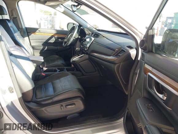 ✅ 2018 Honda CR-V EX-L • VIN: 7FARW2H84JE018021 • Лот: 43751029. Опубликован ранее на IAAI с пробегом 80 325 миль. Бесплатный доступ к архиву аукционных продаж из США и подробный отчёт об истории автомобиля на DreamBid. Изображение 5.