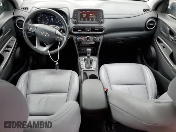 ✅ 2021 Hyundai Kona SEL • VIN: KM8K22AA9MU663521 • Лот: 39726064. Опубликован ранее на Copart с пробегом 15 536 миль. Бесплатный доступ к архиву аукционных продаж из США и подробный отчёт об истории автомобиля на DreamBid. Изображение 8.