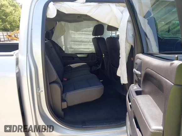 ✅ 2015 Chevrolet Silverado 2500HD LT • VIN: 1GC1KVEG8FF612423 • Lot: 42756864. Listed on IAAI with 140,874 mi. Free auction sales archive from the USA and detailed vehicle history report at DreamBid. Image 8.