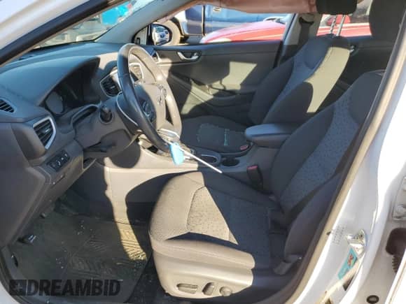 2017 Hyundai Ioniq SEL с VIN KMHC75LC9HU027144, выставлен на аукционе Copart как лот 75480194 с пробегом 155 589 миль миль и Списание • Salvage title. История ставок и продаж доступна на DreamBid. Изображение 7.