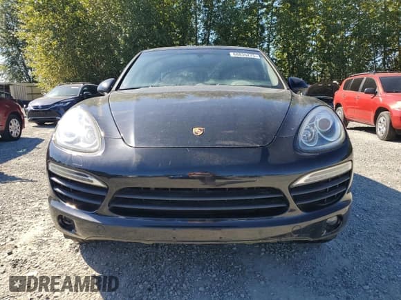 ✅ 2012 Porsche Cayenne S Hybrid • VIN: WP1AE2A29CLA93488 • Lot: 68835275. Listed on Copart with 102,094 mi. Free auction sales archive from the USA and detailed vehicle history report at DreamBid. Image 5.
