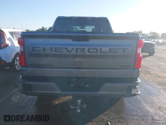 ✅ 2021 Chevrolet Silverado 1500 RST • VIN: 3GCUYEET3MG115882 • Лот: 42331603. Опубликован ранее на IAAI с пробегом 84 149 миль. Бесплатный доступ к архиву аукционных продаж из США и подробный отчёт об истории автомобиля на DreamBid. Изображение 16.
