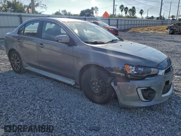 ✅ 2017 Mitsubishi Lancer ES • VIN: JA32U2FU4HU007118 • Lot: 93527575. Listed on Copart with 162,780 mi. Free auction sales archive from the USA and detailed vehicle history report at DreamBid. Image 4.