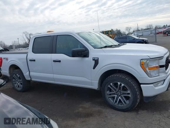 ✅ 2021 Ford F-150 XL • VIN: 1FTEW1EP5MKD31151 • Lot: 43690774. Listed on IAAI with 180,432 mi. Free auction sales archive from the USA and detailed vehicle history report at DreamBid. Image 13.