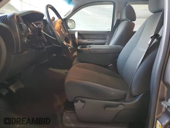 ✅ 2007 GMC Sierra 1500 SLE1 • VIN: 2GTEK13M071574911 • Lot: 91494115. Wystawiony na Copart z przebiegiem 111 548 mil. Bezpłatny archiwum sprzedaży aukcyjnych z USA i szczegółowy raport historii pojazdu na DreamBid. Zdjęcie 7.