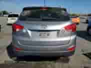 2015 Hyundai Tucson SE z VIN KM8JU3AG4FU109497, wystawiony jako Copart lot #43333453 z przebiegiem 54 288 mil mil oraz . Historia ofert i sprzedaży dostępna na DreamBid. Obrazek 6.