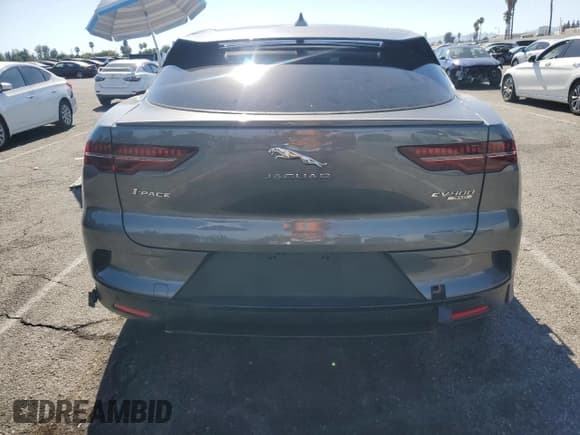 ✅ 2019 Jaguar I-Pace HSE • VIN: SADHD2S15K1F65700 • Lot: 69141165. Wystawiony na Copart z przebiegiem Nie podano. Bezpłatny archiwum sprzedaży aukcyjnych z USA i szczegółowy raport historii pojazdu na DreamBid. Zdjęcie 6.