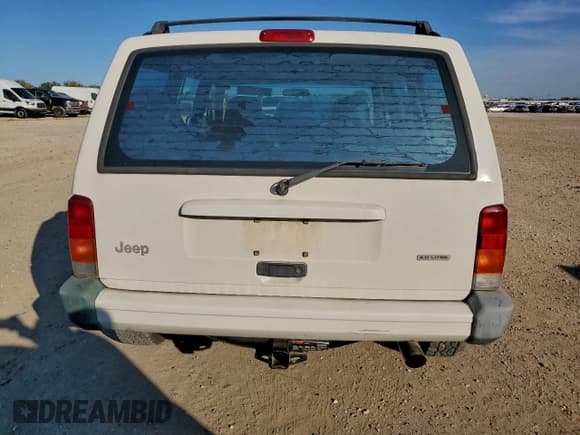 ✅ 2001 Jeep Cherokee Sport • VIN: 1J4FT48S21L614170 • Lot: 94708945. Listed on Copart with 173,209 mi. Free auction sales archive from the USA and detailed vehicle history report at DreamBid. Image 6.