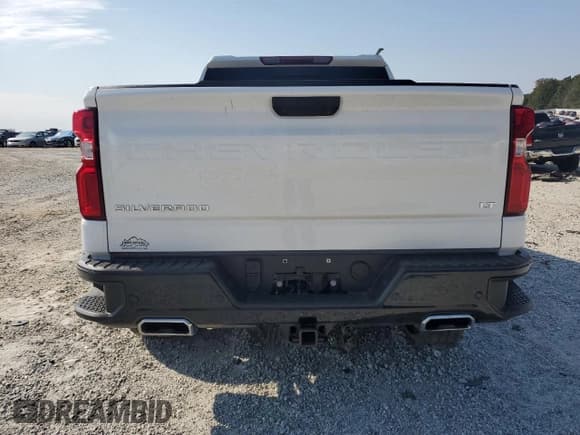 ✅ 2024 Chevrolet Silverado 1500 LT Trail Boss • VIN: 3GCUDFED7RG138647 • Lot: 80663705. Listed on Copart with 29,342 mi. Free auction sales archive from the USA and detailed vehicle history report at DreamBid. Image 6.
