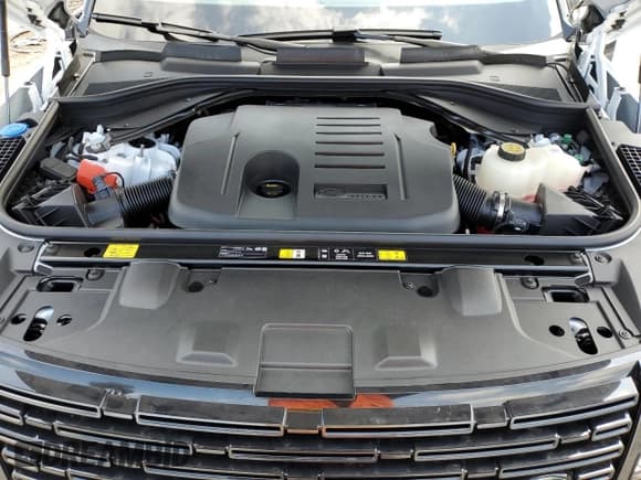 ✅ 2025 Land Rover Range Rover SE • VIN: SALKP9FU1SA296719 • Lot: 54796385. Wystawiony na Copart z przebiegiem 839 mil. Bezpłatny archiwum sprzedaży aukcyjnych z USA i szczegółowy raport historii pojazdu na DreamBid. Zdjęcie 12.