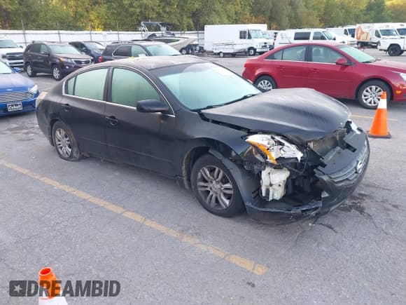 ✅ 2010 Nissan Altima S • VIN: 1N4AL2APXAN415825 • Lot: 43272409. Wystawiony na IAAI z przebiegiem 251 009 mil. Bezpłatny archiwum sprzedaży aukcyjnych z USA i szczegółowy raport historii pojazdu na DreamBid. Zdjęcie 1.