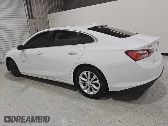 2019 Chevrolet Malibu LT z VIN 1G1ZD5ST4KF108260, wystawiony jako Copart lot #84009535 z przebiegiem 131 371 mil mil oraz Czysty tytuł • Clean title. Historia ofert i sprzedaży dostępna na DreamBid. Obrazek 2.