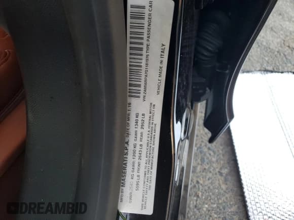 ✅ 2016 Maserati Quattroporte S • VIN: ZAM56RPA7G1181976 • Лот: 44589365. Опубликован ранее на Copart с пробегом Не указан. Бесплатный доступ к архиву аукционных продаж из США и подробный отчёт об истории автомобиля на DreamBid. Изображение 15.