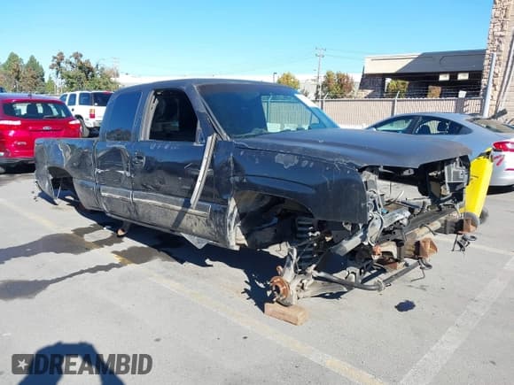 ✅ 2003 Chevrolet Silverado 1500 LT • VIN: 2GCEC19T031308553 • Лот: 43735657. Опубликован ранее на IAAI с пробегом Не указан. Бесплатный доступ к архиву аукционных продаж из США и подробный отчёт об истории автомобиля на DreamBid. Изображение 1.