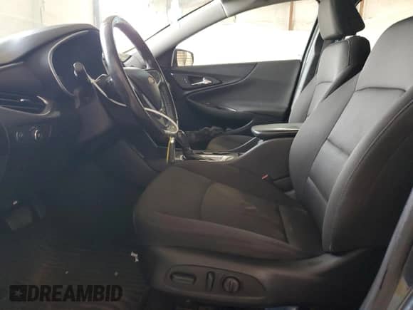 2019 Chevrolet Malibu RS с VIN 1G1ZG5ST5KF195030, выставлен на аукционе Copart как лот 65623725 с пробегом 85 232 миль миль и Списание • Salvage title. История ставок и продаж доступна на DreamBid. Изображение 7.